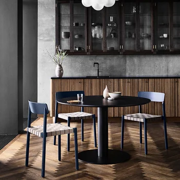 Скандинавские простые домашние обеденные стулья Современный дизайнерский обеденный стул из цельного дерева, сплетенный из льна, удобный стул со спинкой