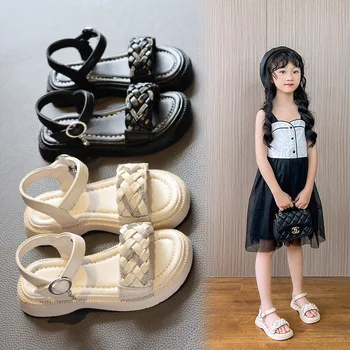 Сандалии для девочек, Летняя новинка 2023 года, детская обувь для маленьких, средних и больших детей, пляжная обувь для студентов, обувь в британском стиле