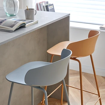 Современный минималистичный барный стул Дизайнерская модель Легкий Роскошный Домашний Барный стул Стойка регистрации Скандинавский Пластиковый барный стул барный стул